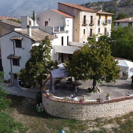 Pettorano sul Gizio "Il Miglio" Country House المظهر الخارجي الصورة