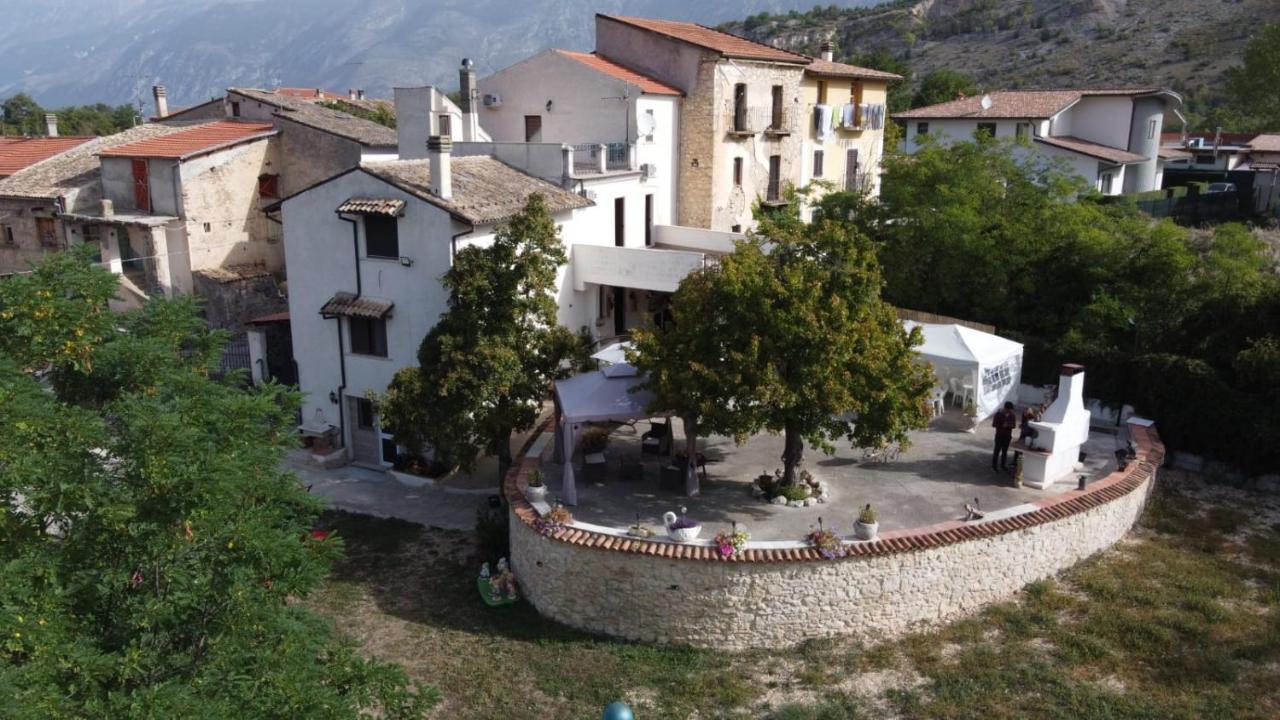 Pettorano sul Gizio "Il Miglio" Country House المظهر الخارجي الصورة